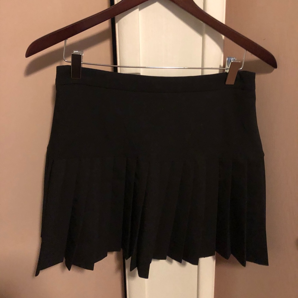 Pleated mini skirt